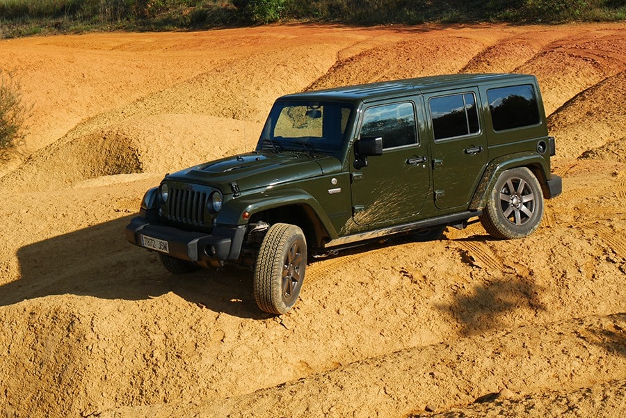 Jeep Wrangler Unlimited 75 aniversario: un clásico a prueba | Autocasión