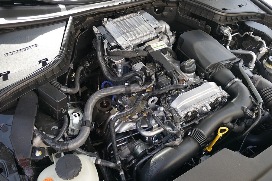 El motor 2.0t tiene un buen rendimiento y su construcción es robusta.