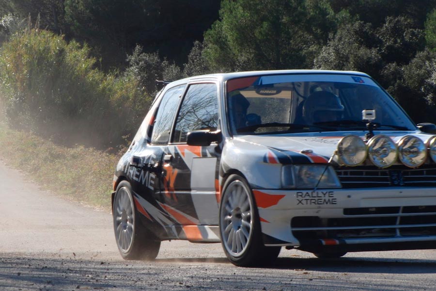 Aprende a pilotar y copilotar en un rallye como un auténtico profesional.