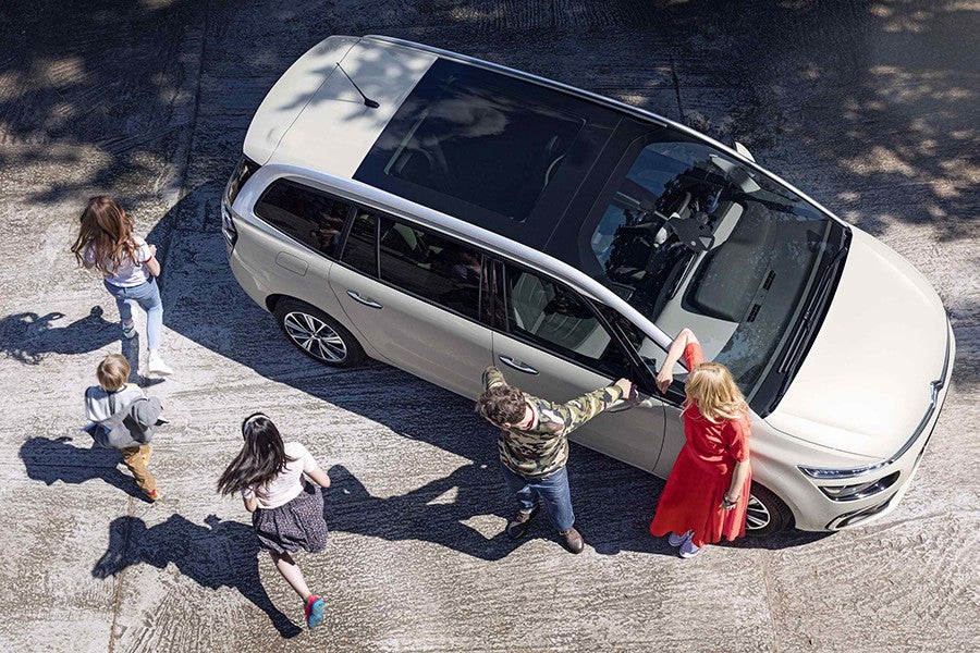 Qué coches hay de 7 plazas para familias