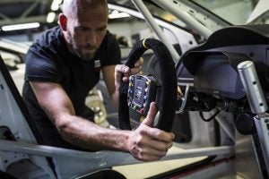 Montaje habitáculo SEAT León Cup Racer
