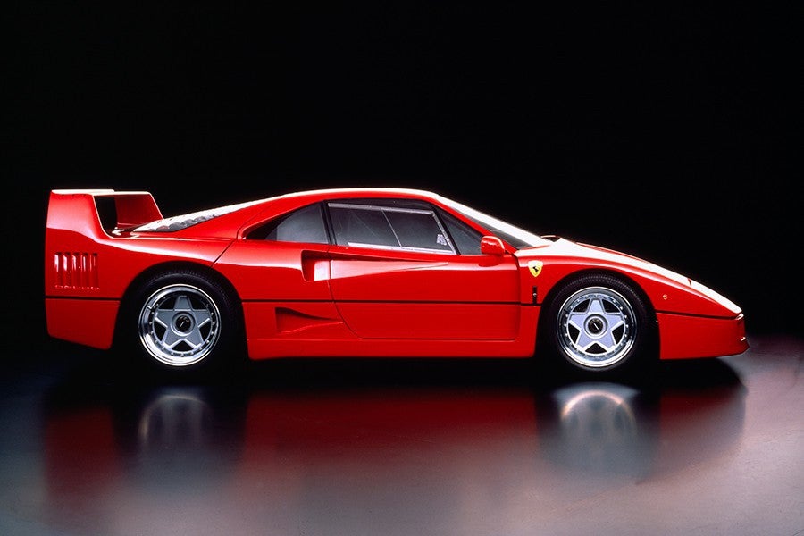 30º aniversario del Ferrari F40: ¡feliz cumpleaños! 30º aniversario del Ferrari F40: ¡feliz cumpleaños!