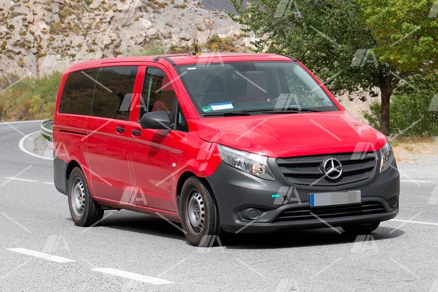 Fotos espía de la mula de la nueva Mercedes Vito eléctrica 2018 Fotos espía de la mula de la nueva Mercedes Vito eléctrica 2018