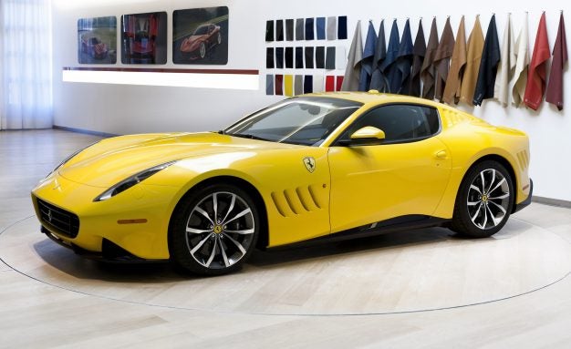 Ferrari SP 275 RW Competizione, un modelo único Ferrari SP 275 RW Competizione, un modelo único