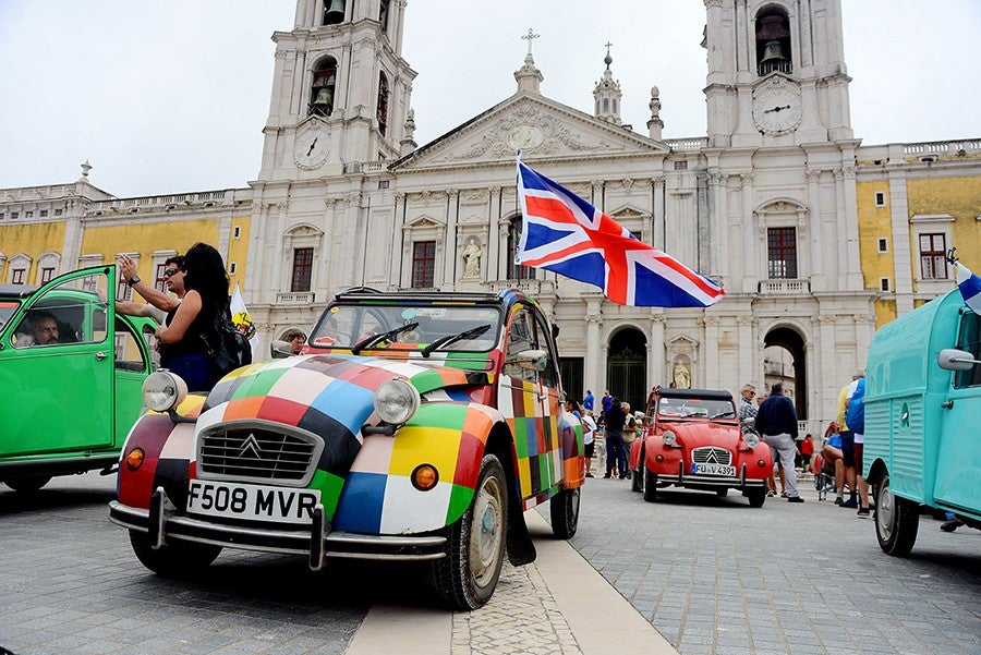 El Citroën 2CV se ha ganado el corazón de millones de personas.