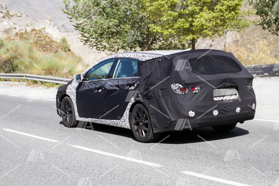 Fotos espía Hyundai i40 CW 2018.