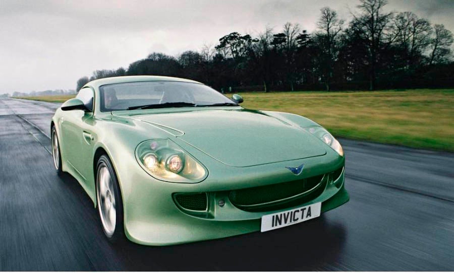 El Invicta S1 equipaba motores Ford capaces de lanzarlo a más de 320 km/h.