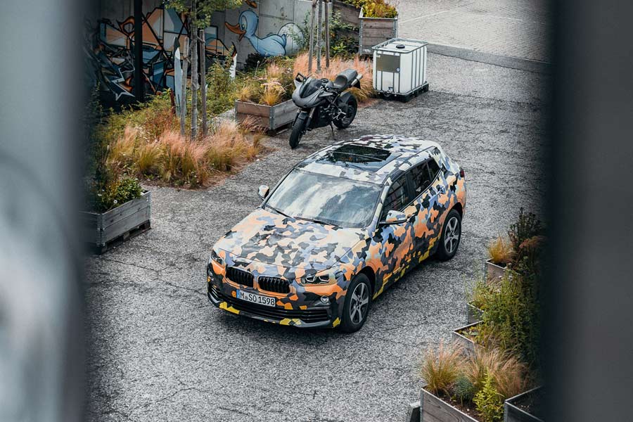 El nuevo BMW X2 sale a tomar el aire (vestido aún de camuflaje) El nuevo BMW X2 sale a tomar el aire (vestido aún de camuflaje)
