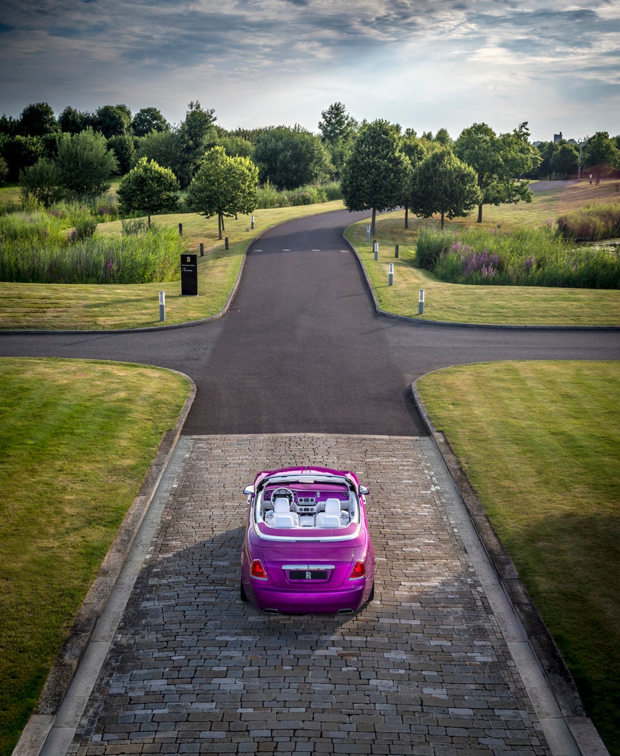 Rolls-Royce "Dawn in Fuxia"