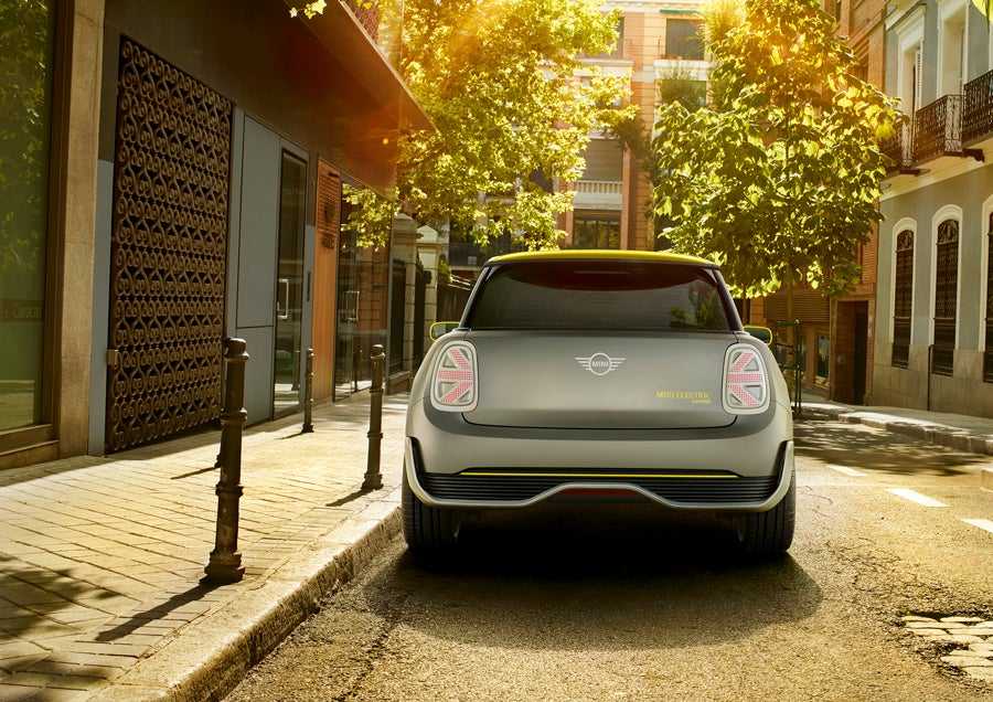 Las ópticas del Mini Electric Concept forman la "Union Jack"