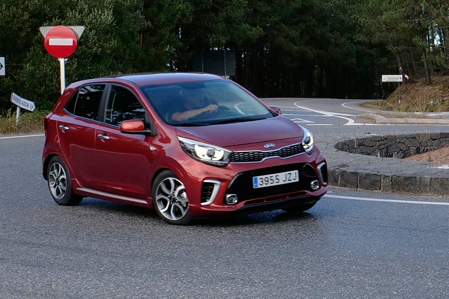 El Picanto se defiende mejor de lo que uno espera de un coche de este segmento.