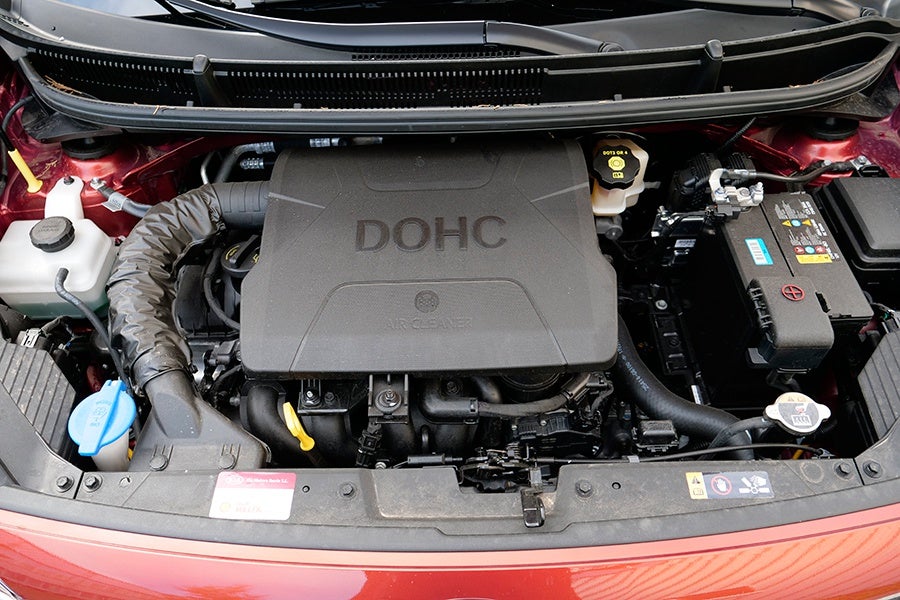 El motor de 84 CV mueve con mucha soltura este pequeño utilitario.