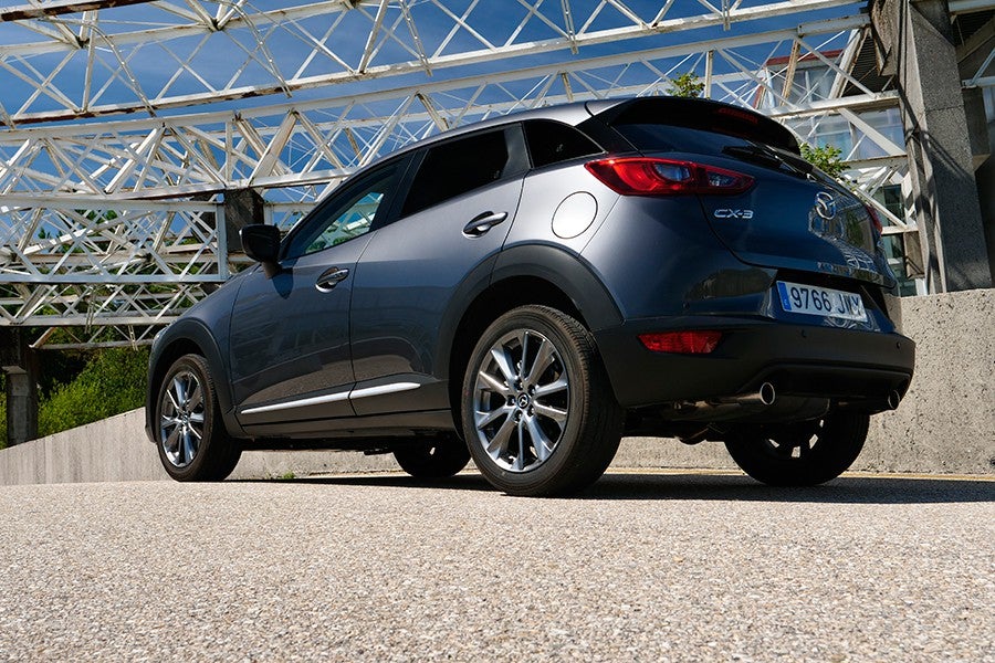 El Senses Edition tiene pocos detalles externos que lo diferencien del resto de CX-3 altos de gama.