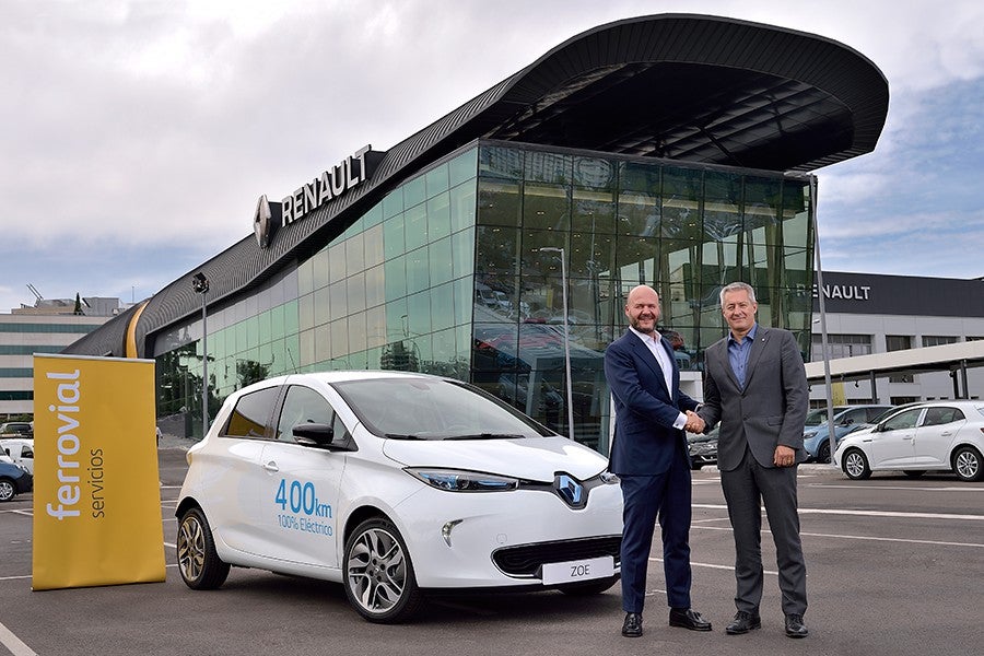 Renault y Ferrovial crean una plataforma de carsharing Renault y Ferrovial crean una plataforma de carsharing