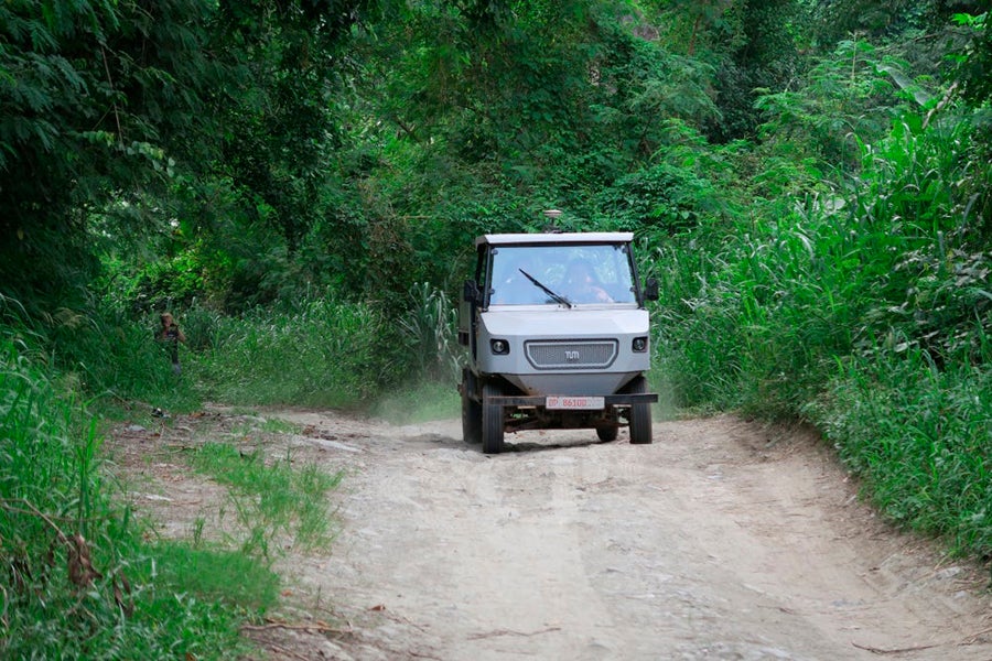 El aCar alcanza 60 km/h.