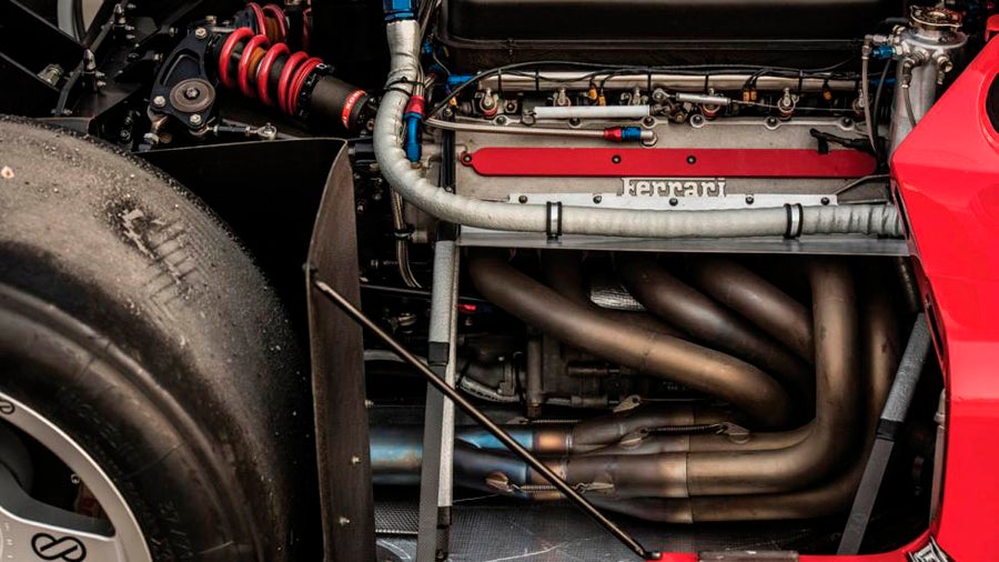 El corazón de la bestia era un V12 de 4,0 litros, un desarrollo que acabaría en el F50.