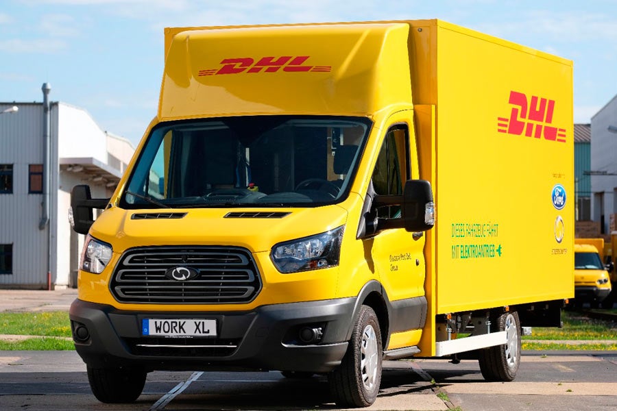 DHL y Ford presentan su primera furgoneta de reparto eléctrica DHL y Ford presentan su primera furgoneta de reparto eléctrica