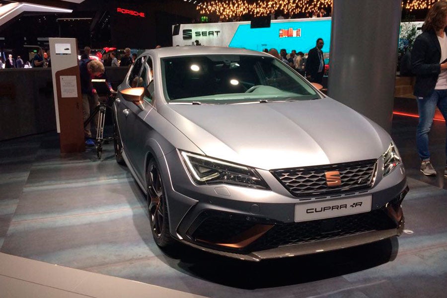El Seat León Cupra R desboca sus 310 CV en Frankfurt 2017 El Seat León Cupra R desboca sus 310 CV en Frankfurt 2017