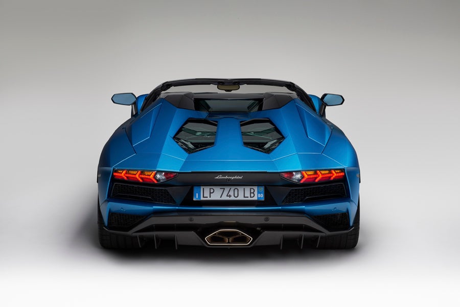 Trasera Lamborghini Aventador S Roadster.