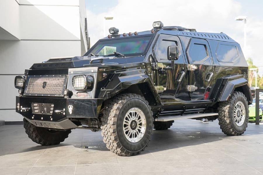 El precio de este coche supera los 300.000 euros. Un coche para Halloween demasiado caro.