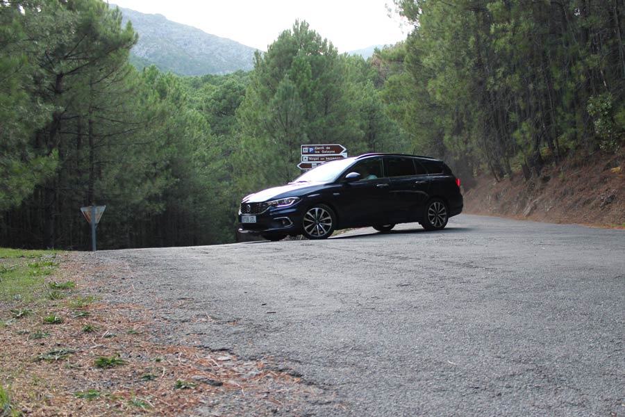 Imágenes dinámicas del Fiat Tipo SW.