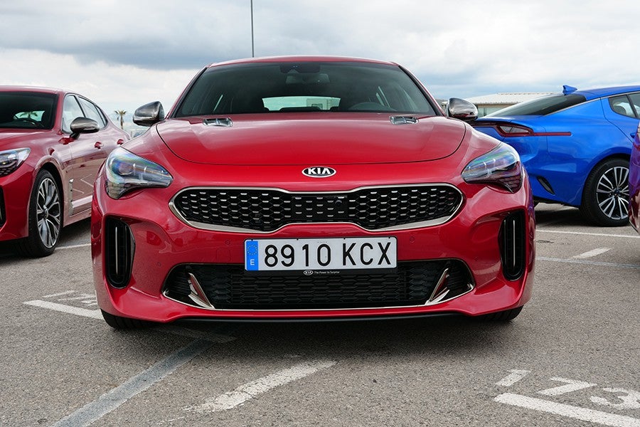 El Kia Stinger está repleto de detalles de diseño que lo hacen muy llamativo.