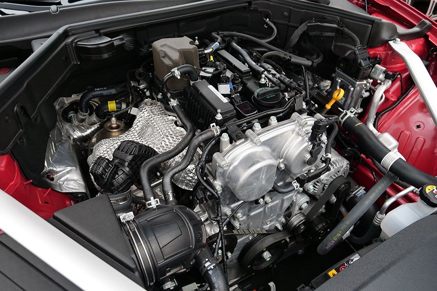 El motor 2.0 Turbo de gasolina de 255 CV tiene un rendimiento excelente.