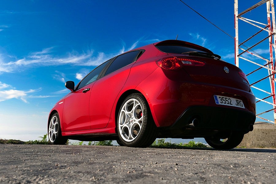 El Giulietta tiene ya sus años pero sigue siendo un coche atractivo.