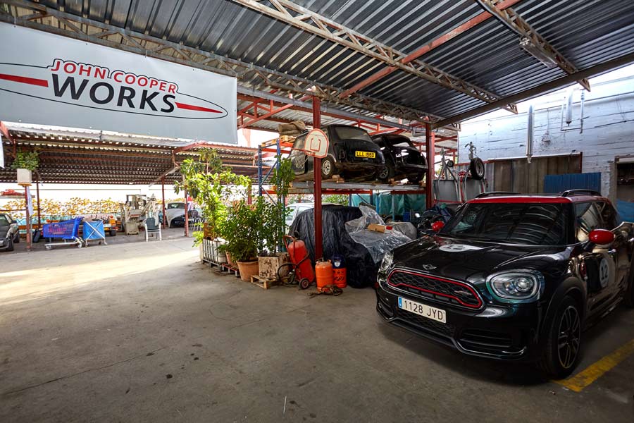 El modelo Countryman gana respecto a los demás en estabilidad en curva, gracias a su sistema de tracción All4.