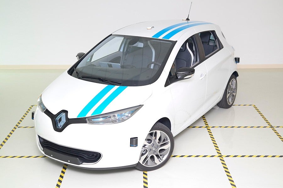 Renault presenta un coche autónomo que evita obstáculos Renault presenta un coche autónomo que evita obstáculos