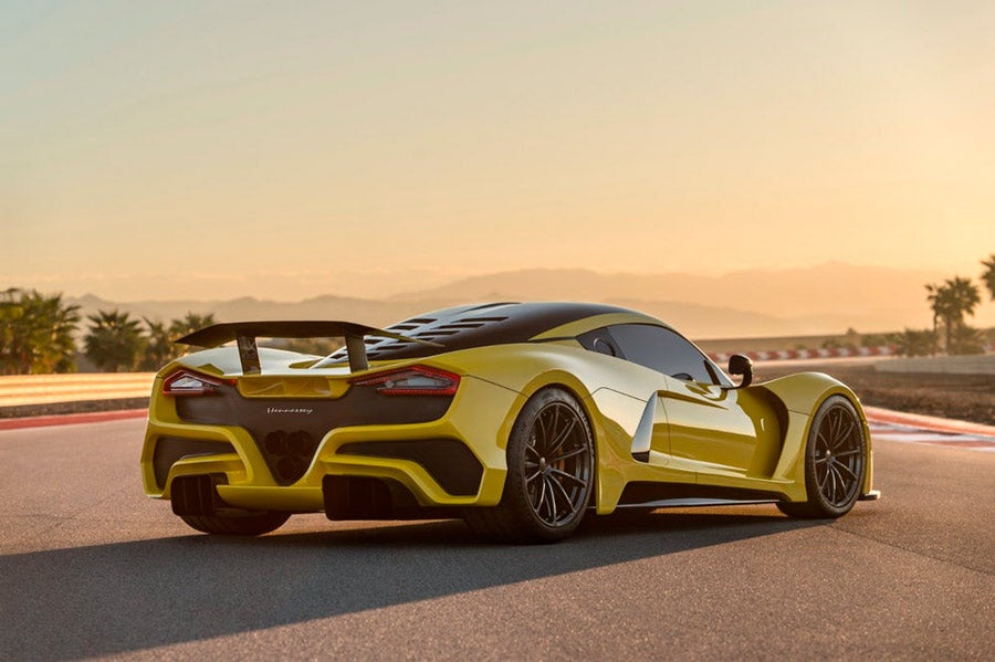 El Venom F5 tiene una importantísima carga aerodinámica.