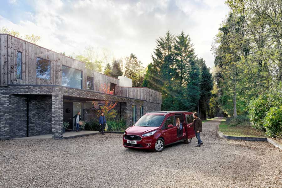 Nuevos Ford Tourneo Connect y Tourneo Courier 2018 Nuevos Ford Tourneo Connect y Tourneo Courier 2018