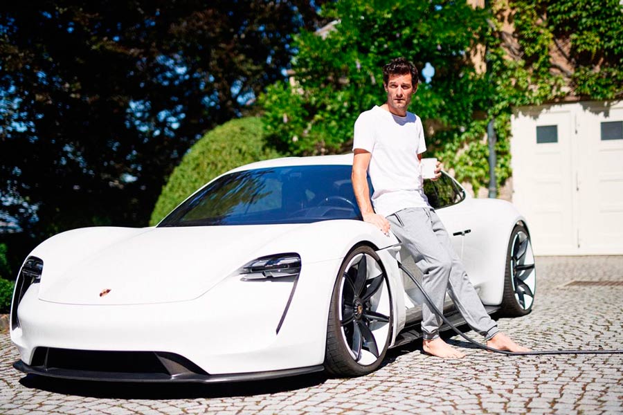 ¿Un Porsche autónomo con modo deportivo “Mark Webber”? ¿Un Porsche autónomo con modo deportivo “Mark Webber”?