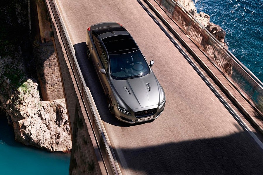 El Jaguar XJ se electrifica El Jaguar XJ se electrifica