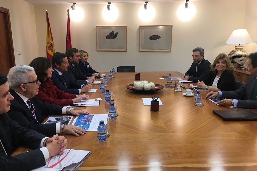 La Agenda Sectorial Automotriz ya está en manos de la CAM La Agenda Sectorial Automotriz ya está en manos de la CAM