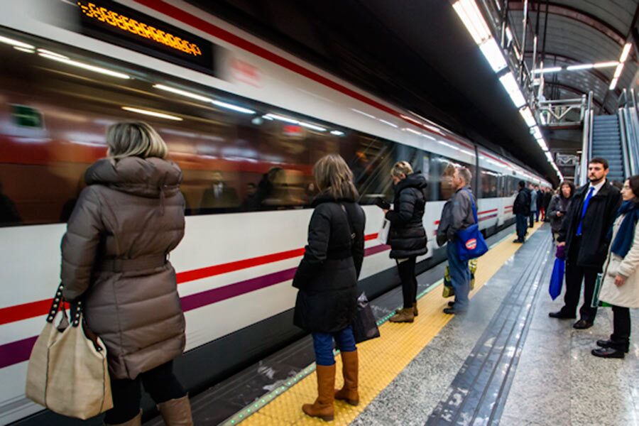 Aumenta el uso del transporte público en España | Autocasión