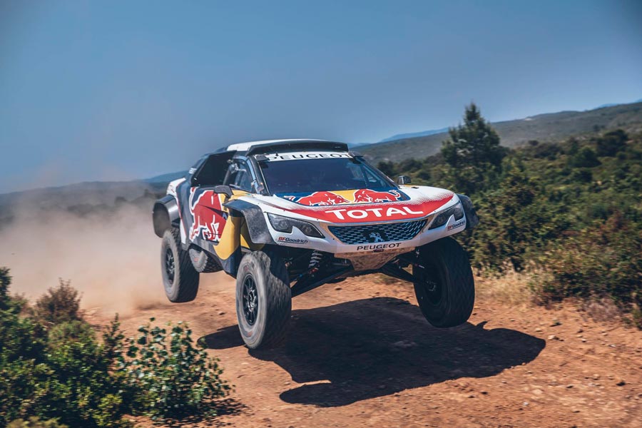 Peugeot 3008 DKR Maxi by Peugeot Total Sport Team.