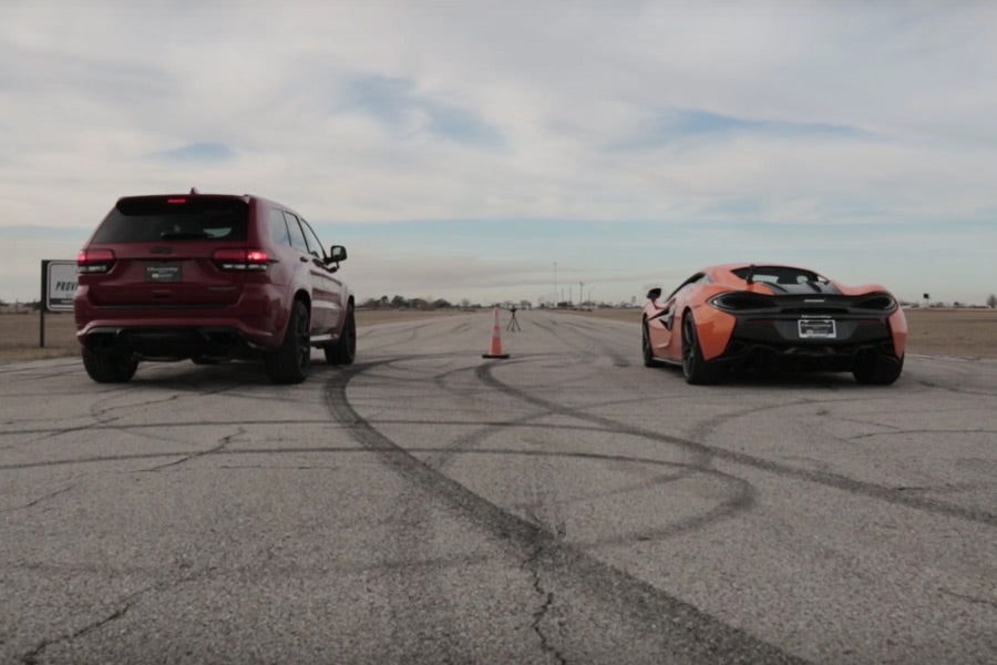 Ver para creer: Jeep Grand Cherokee vs. McLaren 570S Ver para creer: Jeep Grand Cherokee vs. McLaren 570S
