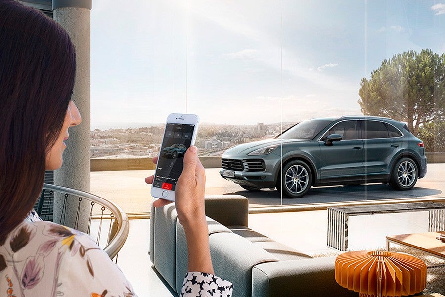 Los Smartphones han abierto nuevas puertas para usar nuestro coche, pero también para los hackers.