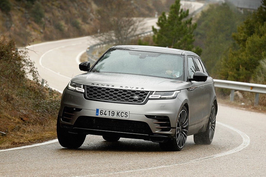 El Velar es más ágil de lo que parece, pero el peso es el que es y está donde está.