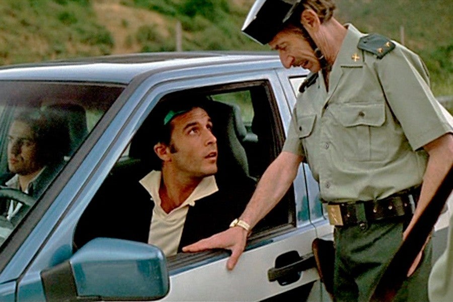 ¿Puede saltar un airbag por golpear el salpicadero?