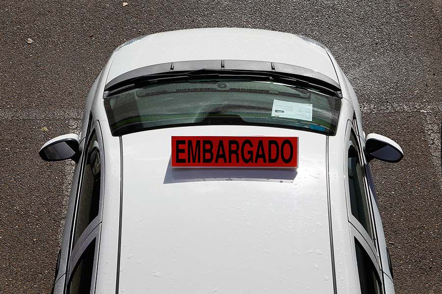 10 formas complicadas de comprar un coche 10 formas complicadas de comprar un coche
