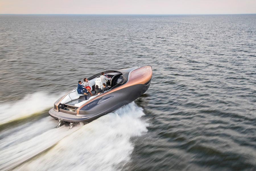 Lexus Sport Yacht.