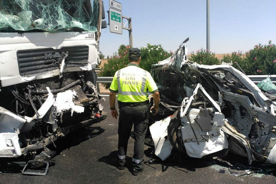 La conducción distraída causa el 31% de los fallecidos en carretera La conducción distraída causa el 31% de los fallecidos en carretera