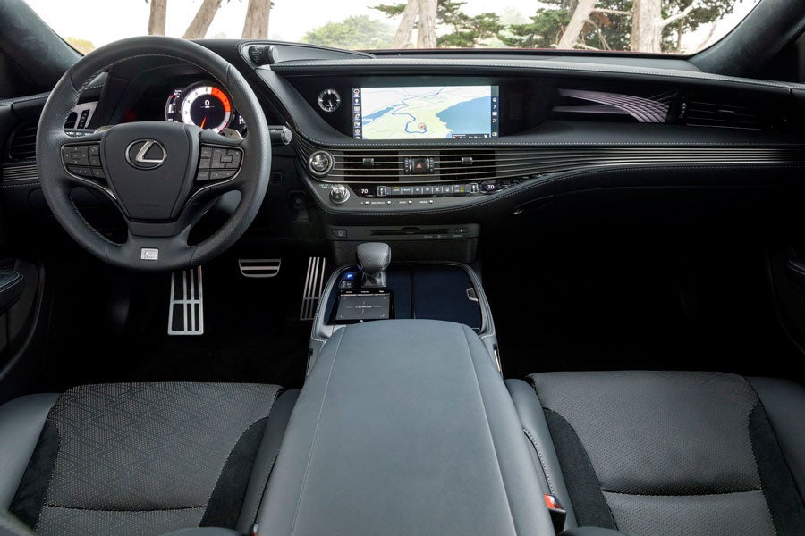 Interior del Lexus LS.