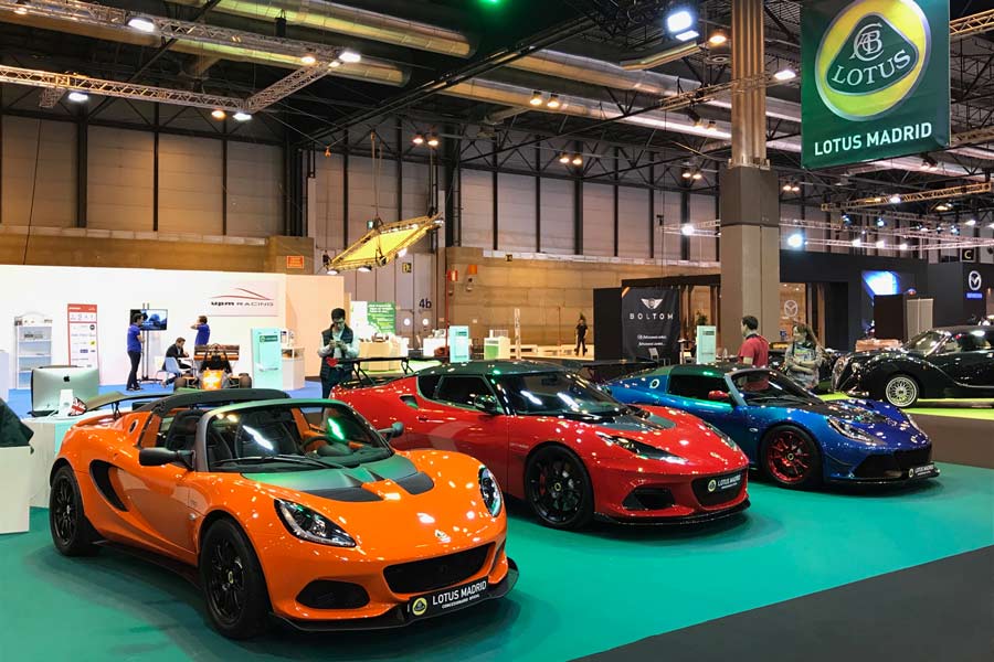 Lotus y su ligereza siempre son sinónimos de velocidad.
