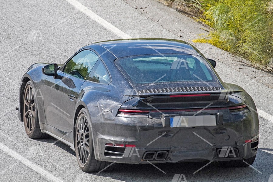 Fotos espía de los nuevos Porsche 911 Turbo y 911 Cabrio Turbo 2019 Fotos espía de los nuevos Porsche 911 Turbo y 911 Cabrio Turbo 2019