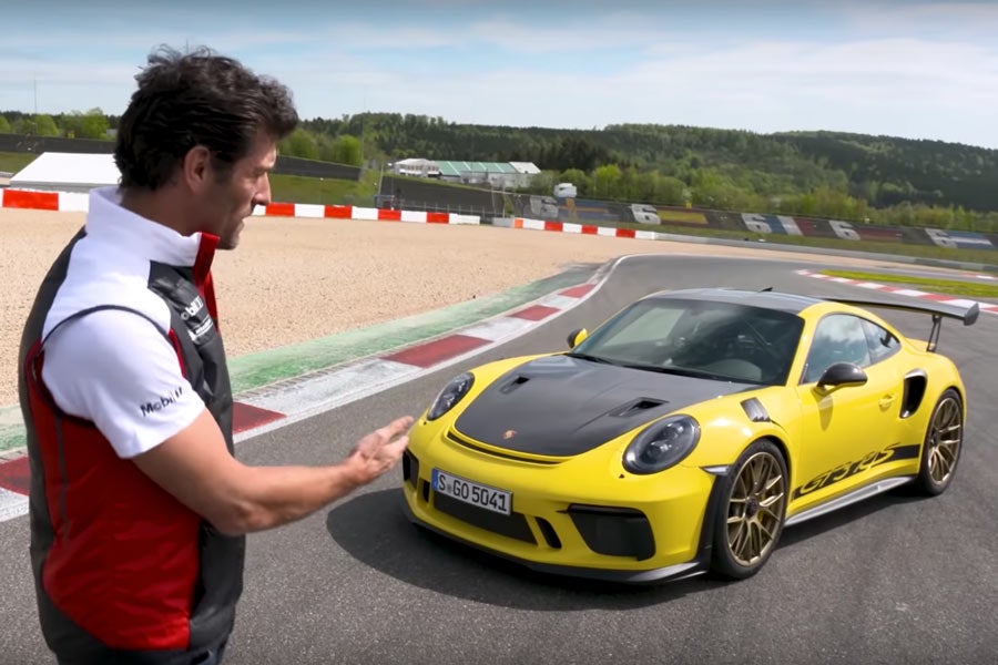 VÍDEO | Webber nos pone los dientes largos con el 911 GT3 RS VÍDEO | Webber nos pone los dientes largos con el 911 GT3 RS