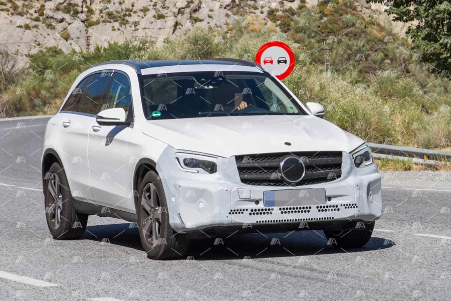 Desvelamos la cara del renovado Mercedes GLC 2019 Desvelamos la cara del renovado Mercedes GLC 2019