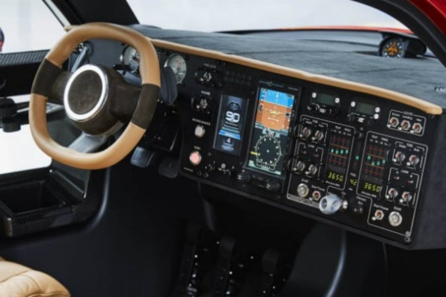 El interior del PAL-V es muy similar al de un helicóptero convencional